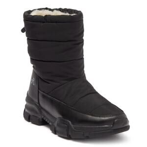 Religious Comfort Frozen Vanilla Faux Shearling Boot Lined in Black Size 9